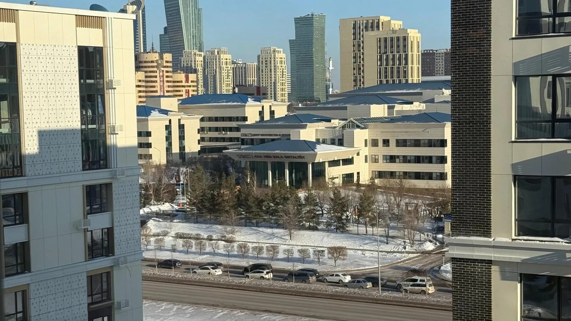 Apartment Уютнотут Astana Kasachstan